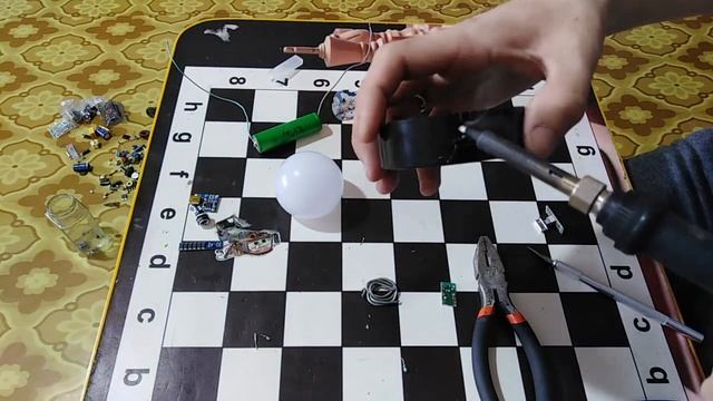 Ночник для РЕБЕНКА! Из старой LED лампочки смотреть онлайн