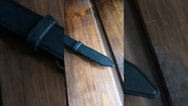 Однослойный ремешок из ременной кожи по эскизу заказчицы