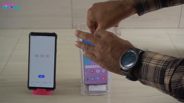 Samsung Galaxy S10 Plus Water Test смотреть онлайн