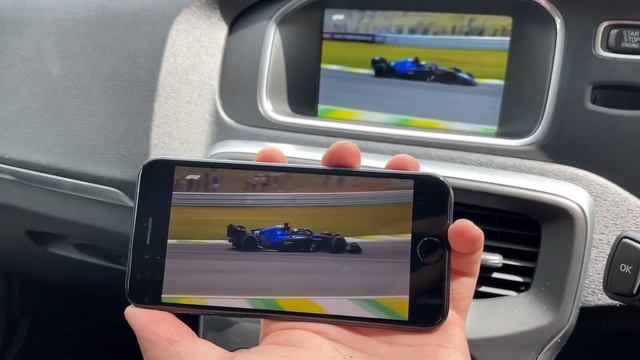 Volando Wireless Apple CarPlay in Volvo V40 2016. смотреть онлайн