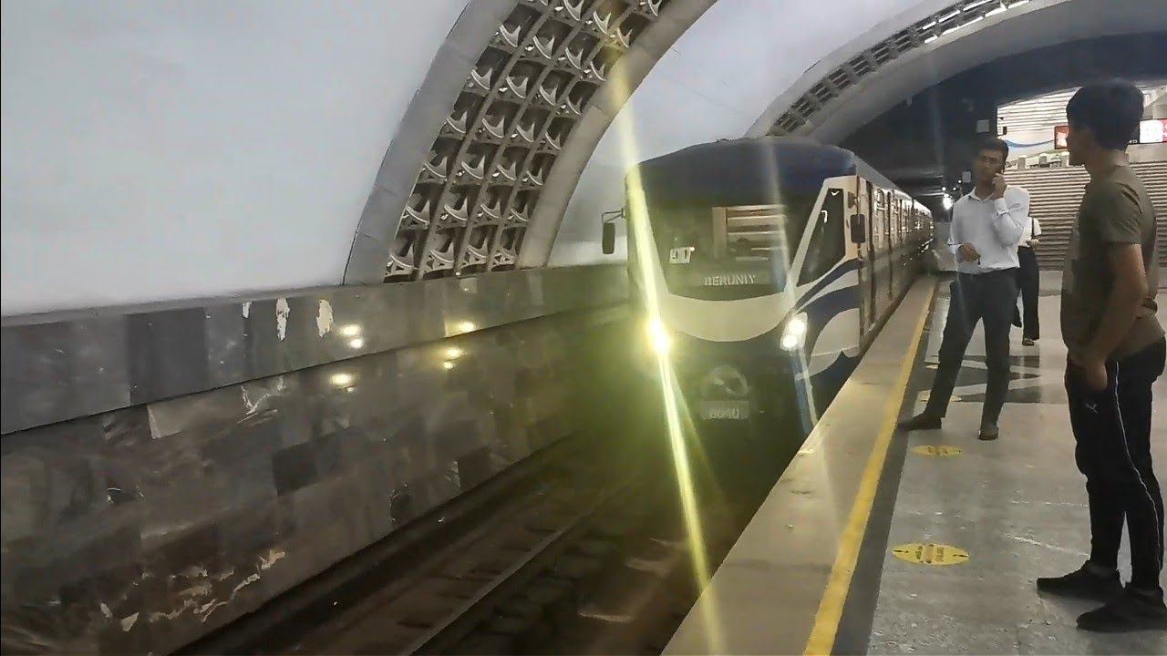Узбекистанская (Для Москвы - АПЛ) линия Ташкентского метро. 81-717/714 "Сапсан". Дустлик - Беруни. смотреть онлайн