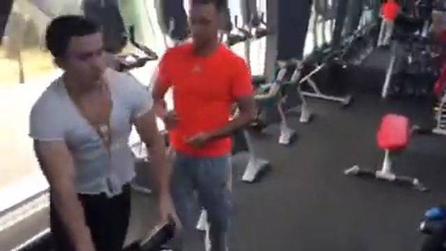 Упражнение для спины- разгибание спины смотреть онлайн