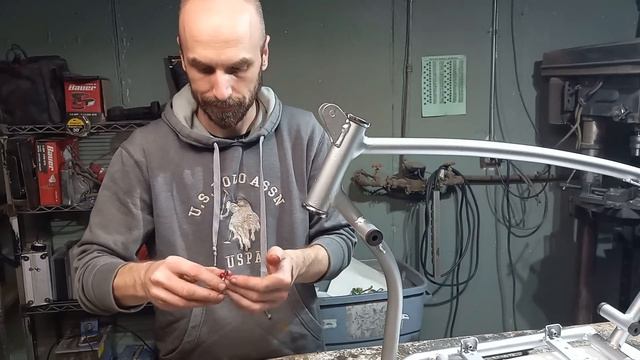 Blue Steel pt. 2 - custom ebike build from old schwinn смотреть онлайн