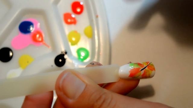 ОСЕННИЙ МАНИКЮР.РИСУЕМ КЛИНОВЫЙ ЛИСТ.AUTUMN NAILS TUTORIAL смотреть онлайн