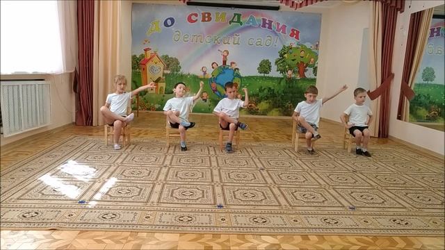 Танцуйте сидя. Игровой ритмический танец с ускорением. смотреть онлайн