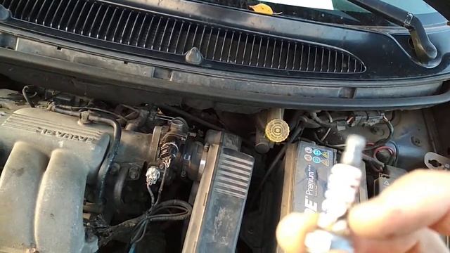 Chrysler Vo.yager 3. РХХ от ВАЗ полностью работает и почему троила машина. смотреть онлайн