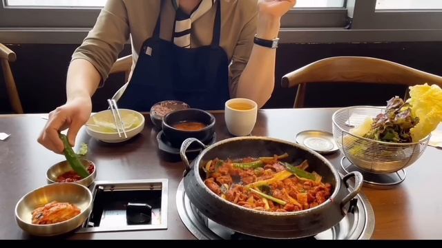 가을원피스룩북 | 6가지 가을원피스추천 | 샤넬오픈런 | 샤넬언박싱 | Vlog смотреть онлайн