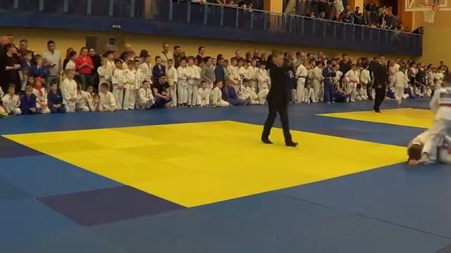 Екатеринбург 30кг смотреть онлайн