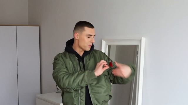 Alpha Industries MA-1 Бомбер | Чесний огляд смотреть онлайн