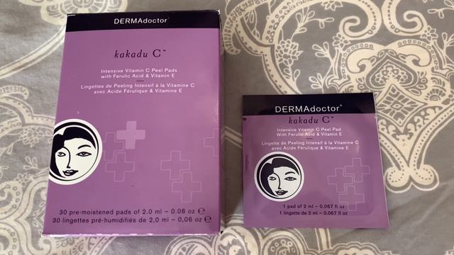 GET RID OF DARK SPOTS AND EVEN SKIN TONE! | My favorite products for fading hyperpigmentation смотреть онлайн