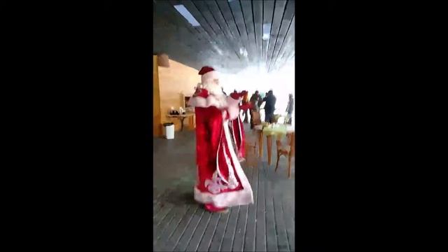 Заводной Дед Мороз, 1 января 2019 Малиновка, Новый Год смотреть онлайн