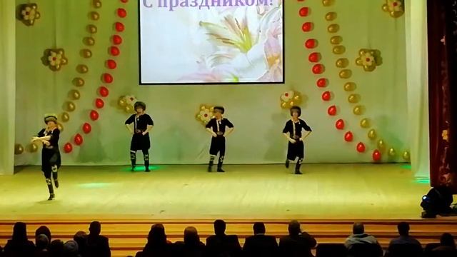 Башкирский танец "Медный каблук" смотреть онлайн