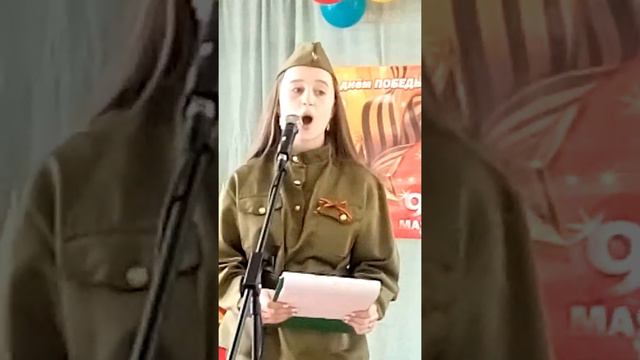 До слез пробирает песня-обращение к взрослым смотреть онлайн