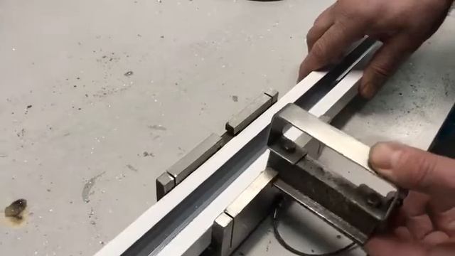 Стусло для резки вертикального карниза для жалюзи смотреть онлайн