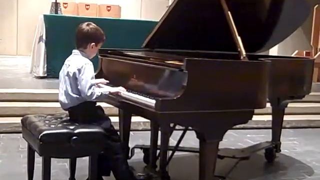 Alex Wick, Age 8, Sonatina in C (Muzio Clemente) смотреть онлайн