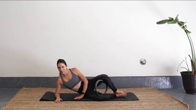 PILATES RING 30 min. workout смотреть онлайн