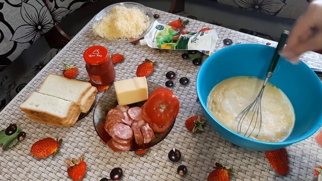 Простая ПИЦЦА без Теста и Духовки! РЕЦЕПТ от СЫНА 1 смотреть онлайн