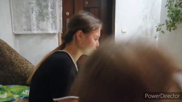ВЛОГ : Даша получила двойку, мама ругает, Даша плачет смотреть онлайн