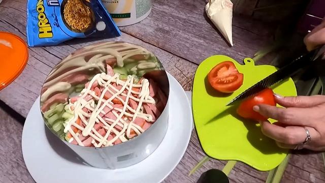 Салат Обалденный!!! Такой удивительный салат понравился моей семье и Вам рекомендую!!! смотреть онлайн