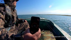 Лодка Обь 1 замер скорости на озере Сартлан