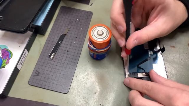 Замена экрана iPhone X смотреть онлайн
