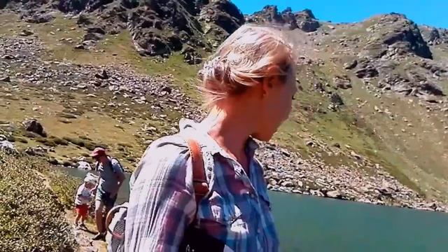 Andorra. Llacs de Tristaina. Best Places to See in Andorra. Андорра. Озера Тристайны. Лучшие места. смотреть онлайн