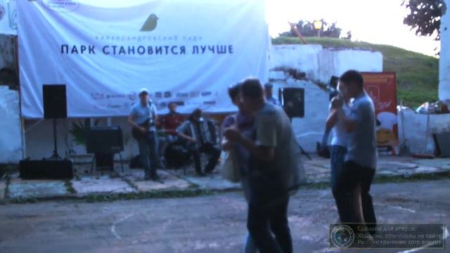 17. Суббота. Зеленый Weekend в Александровском саду.