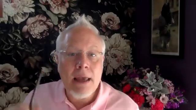 J. Schwanke , Host of J. Schwanke's Life In Bloom on PBS and uBloom TV Talks The Power of Flowers смотреть онлайн