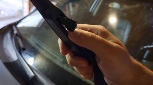 Замена щёток стеклоочистителя (дворников) киа спортейдж 3