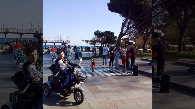 Ялта и БРЕЙК ДАНС смотреть онлайн