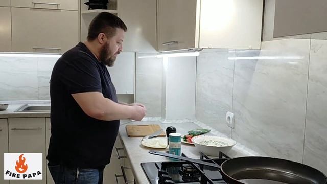 Тефтели со спагетти в томатном соусе #готовимдома смотреть онлайн