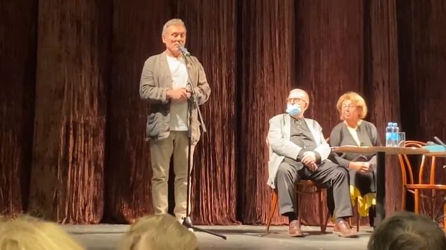 Театр – главнее всего: речь нового худрука театра имени Моссовета Евгения Марчелли смотреть онлайн