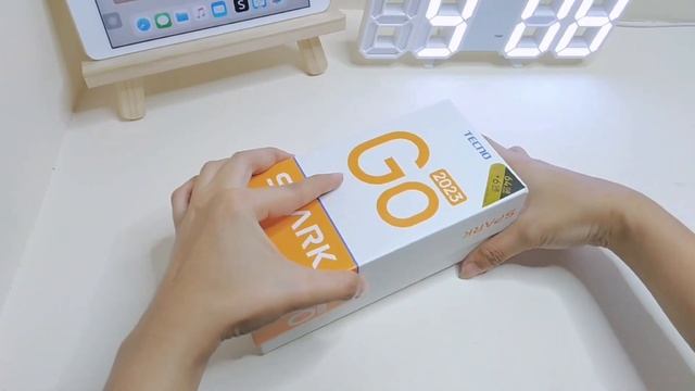 ?️ unboxing new android phone | tecno spark go | aesthetic | budget phone quick review + setup смотреть онлайн