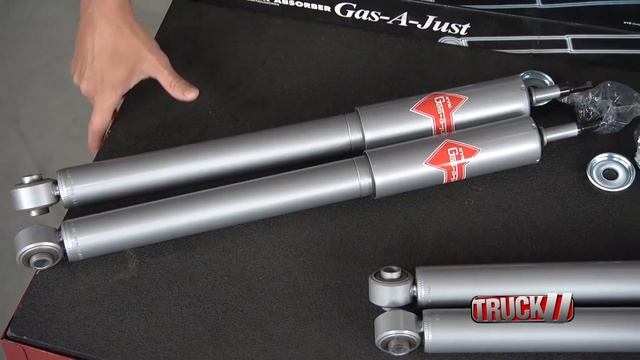Installing KYB Gas-a-just on a RAM with Truck U смотреть онлайн
