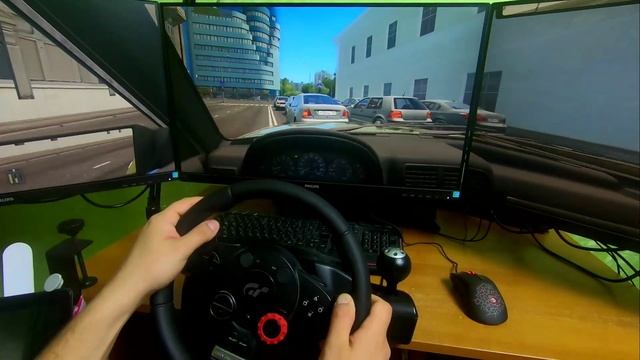 3 монитора City Car Driving Этот город сошел с ума смотреть онлайн