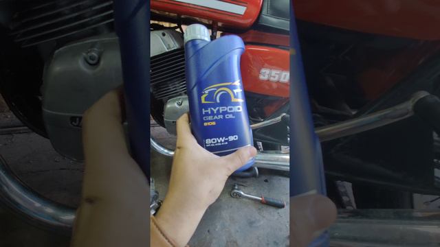 меняем масло на Чезет #shorts