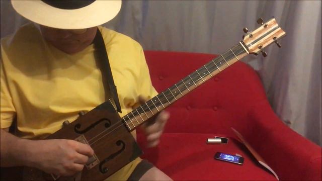 4 string Resonator Cigar Box Guitar by The English Guitar Company played by Dogleg Steve смотреть онлайн