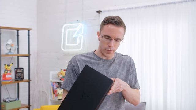 The New Blade Stealth NAILS It. смотреть онлайн