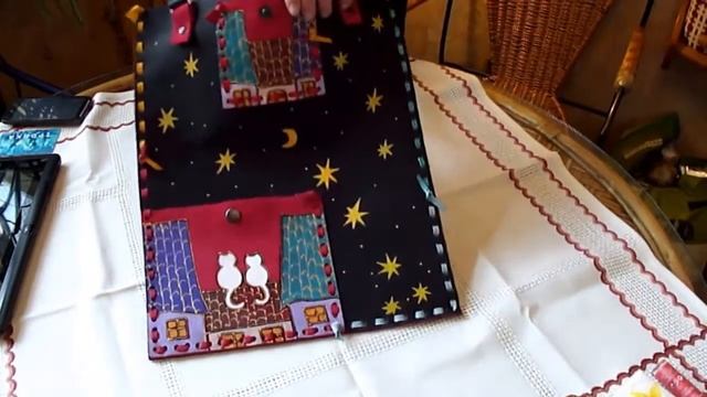 Женская сумка-планшет из натуральной кожи Коты на крыше смотреть онлайн