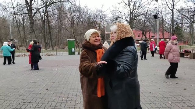 Идём на танцы ! смотреть онлайн