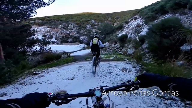 Ruta en bici por la Dehesa de Candelario смотреть онлайн