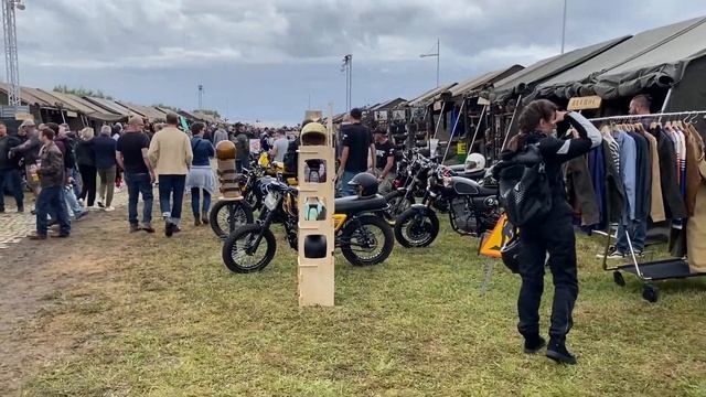 Wheels & Waves :Honda Rebels смотреть онлайн