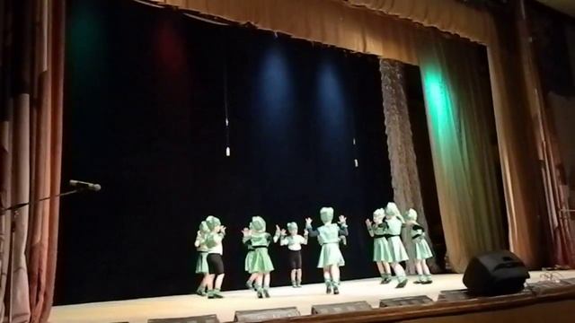 Танец "Лягушачий хор" смотреть онлайн
