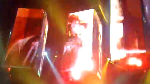 muse. palau sant jordi. barcelona. 24-11-2009 смотреть онлайн