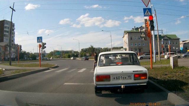 ВАЗ с тремя семерками на красный смотреть онлайн