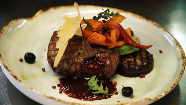 Новогоднее приглашение от отеля "Байкал Бизнес Центр"! смотреть онлайн