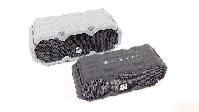 Using the IMW479 Mini LifeJacket Jolt Bluetooth Speaker Part 2 - Bluetooth & House Party смотреть онлайн