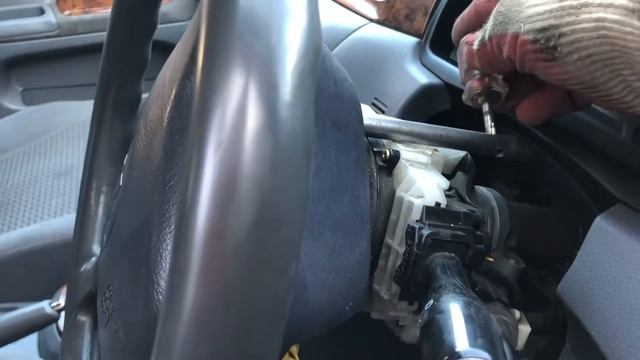 Как снять подушку руля Mitsubishi Lancer 9 смотреть онлайн