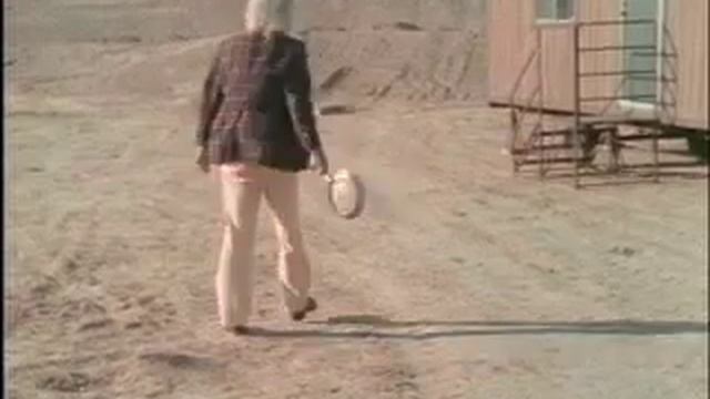Dick and Ron take a boat to an old man in the desert. смотреть онлайн