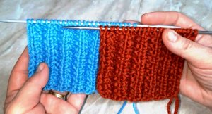 Вязание спицами. Двухсторонний узор  Французская резинка лицевыми и изнаночными петлями.